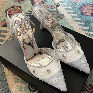 Badgley Mishka pointed toe pumps sz 8.5